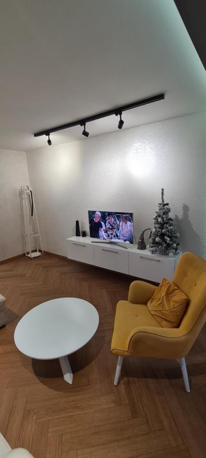 Afrodita Novi Sad Buitenkant foto